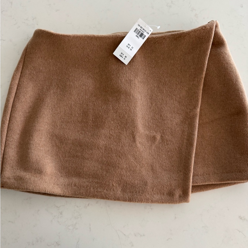 Abercrombie Tan Wool Blend skort brand new size small